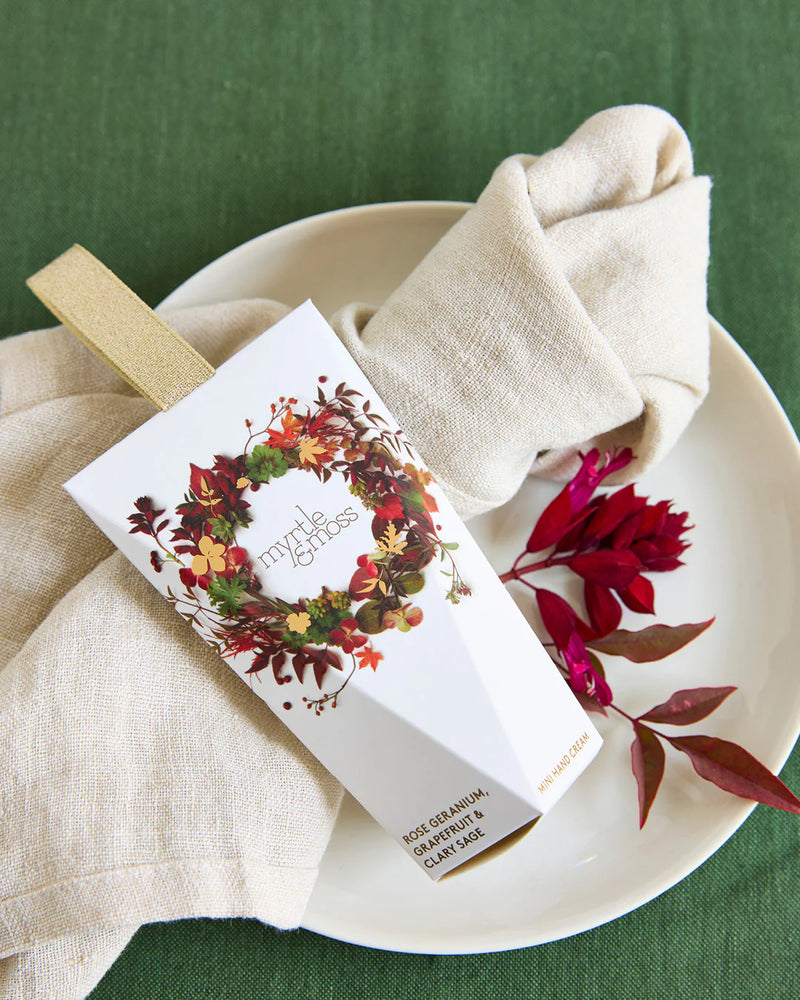 Christmas Ornament - Rose Geranium, Grapefruit & Clary Sage