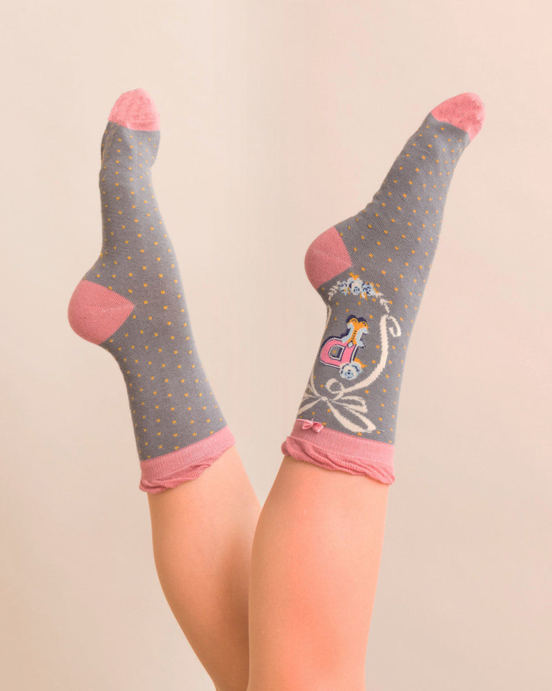 Ladies Initial Socks - P