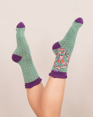 Ladies Initial Socks - V